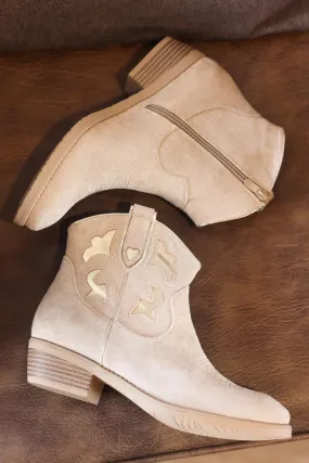 Bottines beige motifs et liserés dorés petit talon