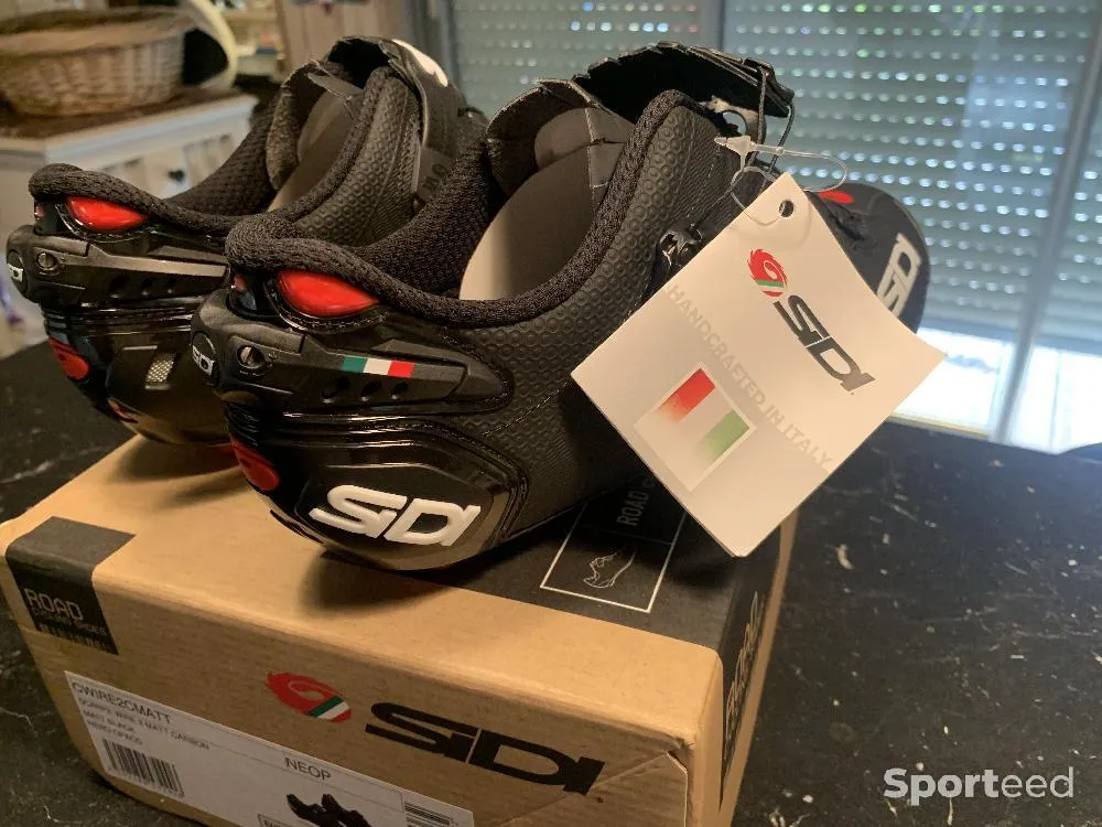 VENDS Chaussures SIDI WIRE 2 CARBON NOIRE NEUVE neuf Ajouté le : 25/07/2022